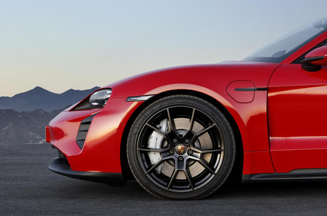 Alloy Wheels Image - 15662